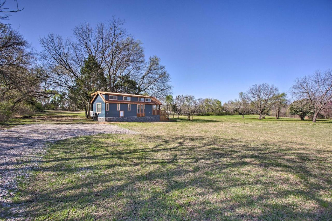 Cozy Mckinney Tiny Home With Porch And Fire Pit! المظهر الخارجي الصورة