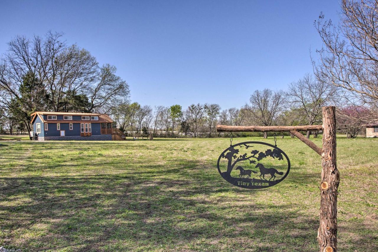Cozy Mckinney Tiny Home With Porch And Fire Pit! المظهر الخارجي الصورة